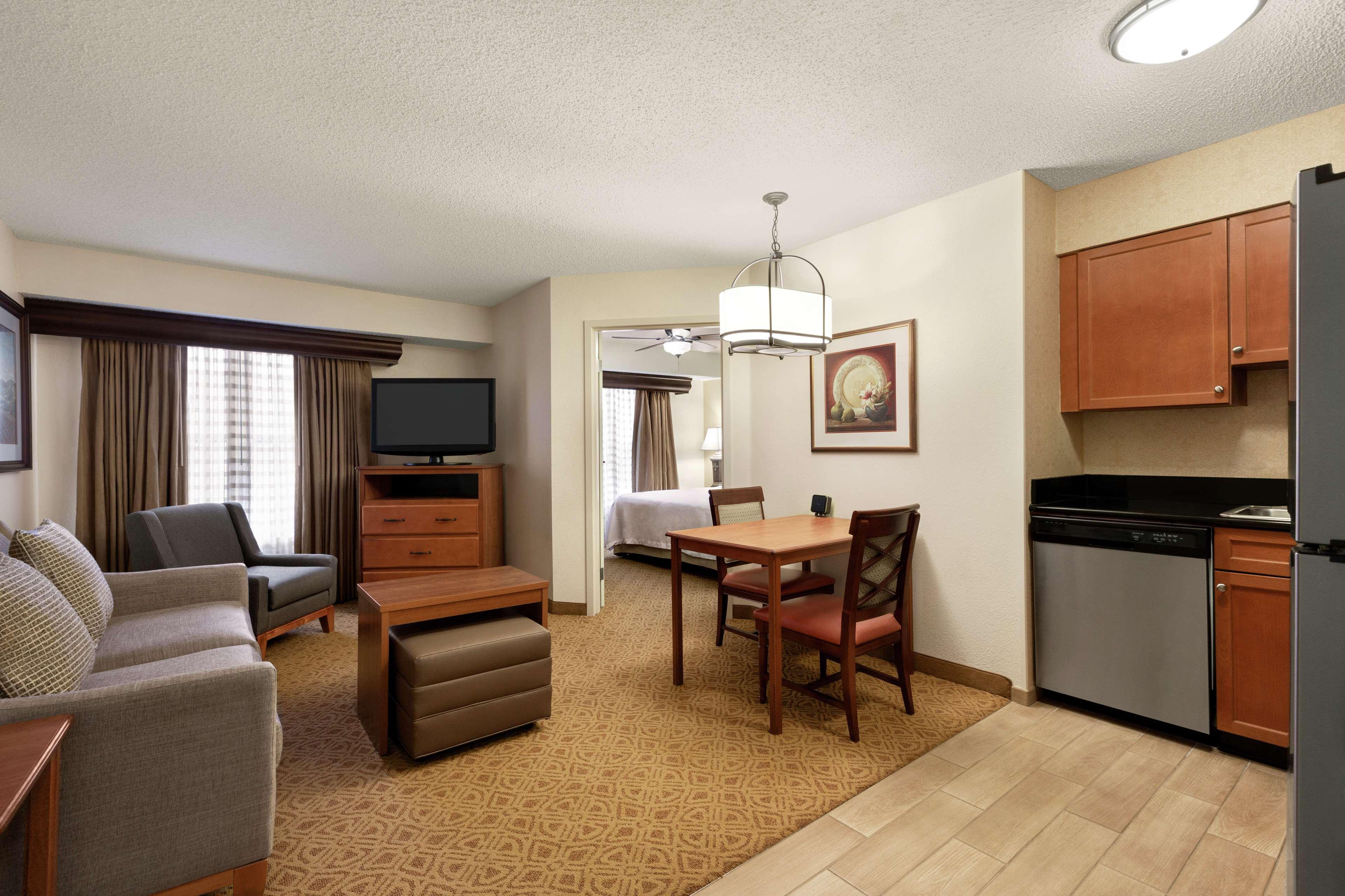 Homewood Suites By Hilton Dallas-Park Central Area Dış mekan fotoğraf