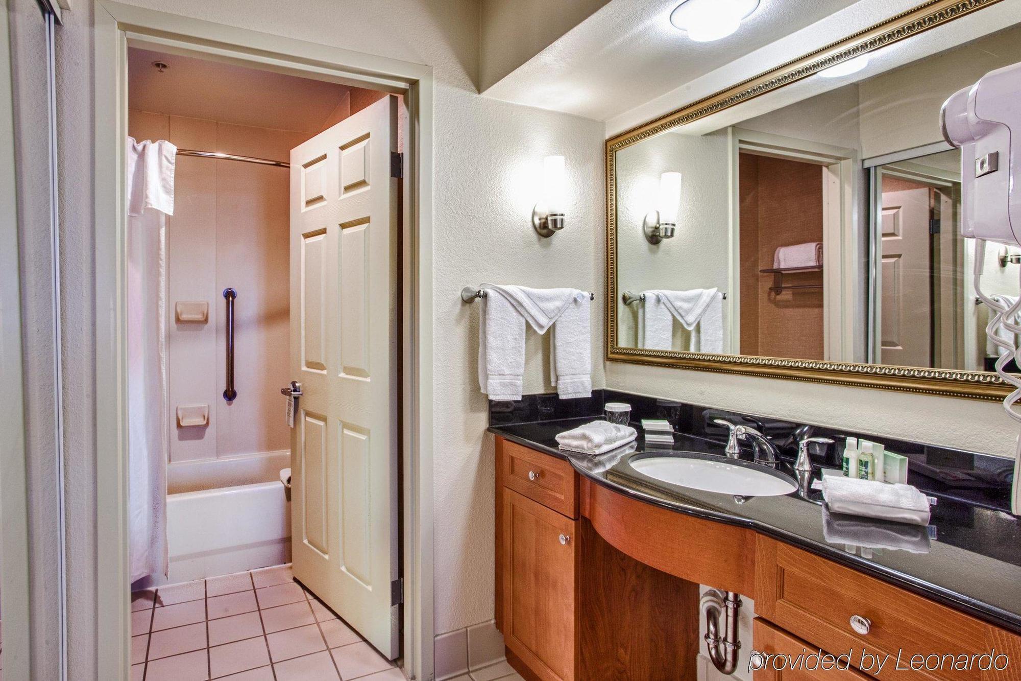 Homewood Suites By Hilton Dallas-Park Central Area Dış mekan fotoğraf